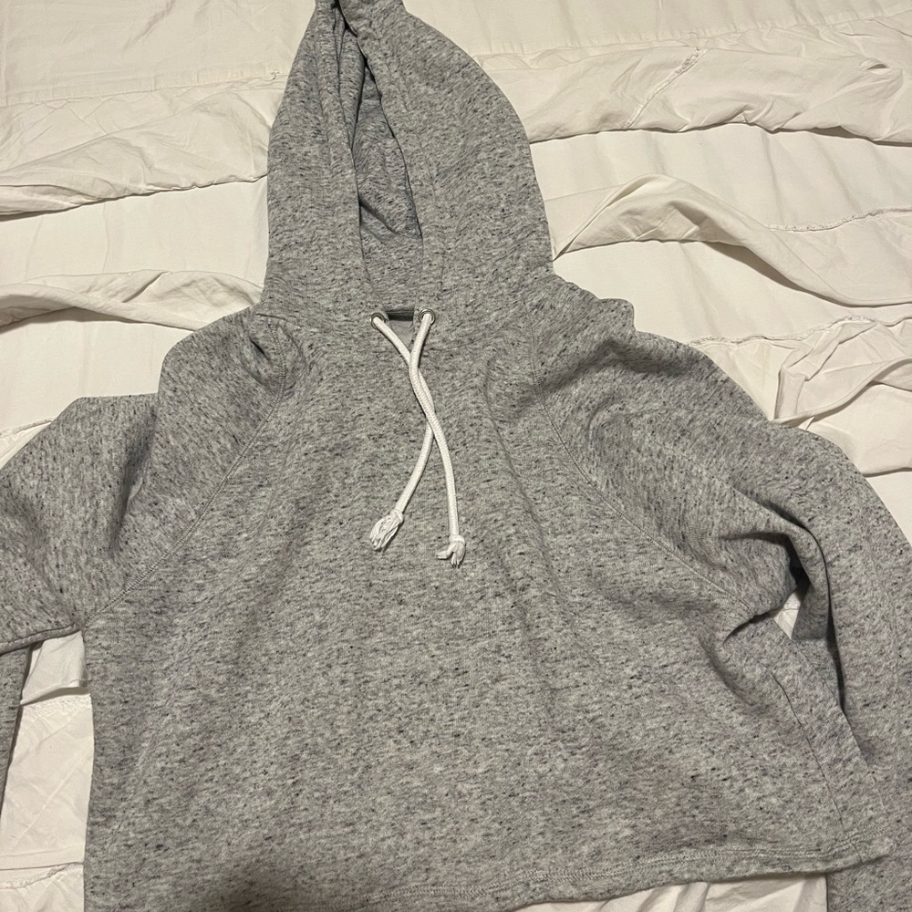 Cropped grey hoodie